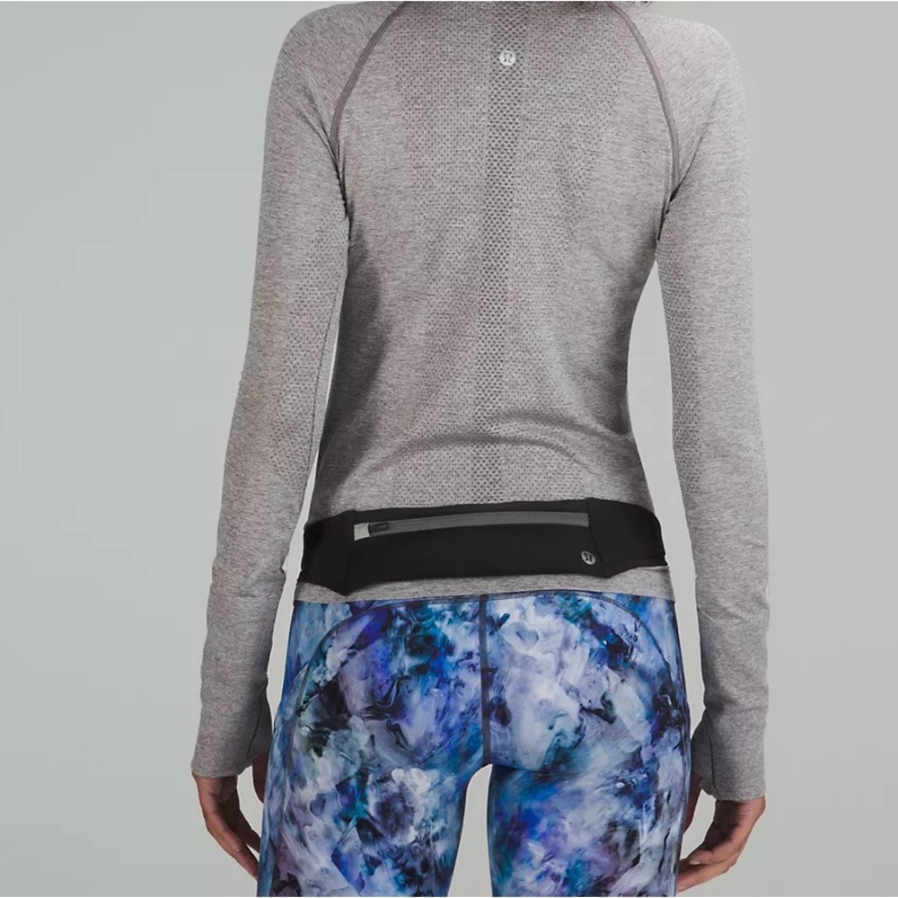 Lululemon I Fast and Free Running Belt I black